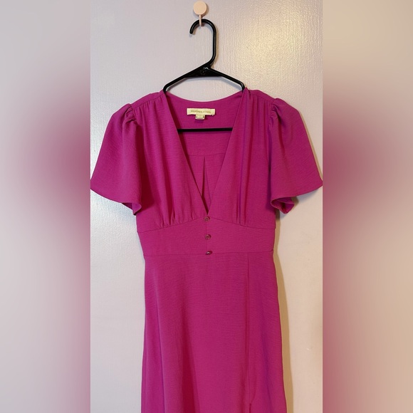 Monteau Los Angeles Midi Dress - Picture 4 of 9